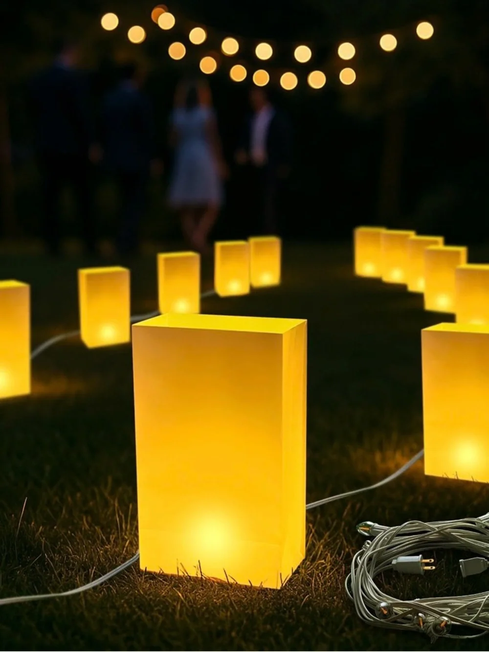Set of 20 waterproof, reusable electric luminarias